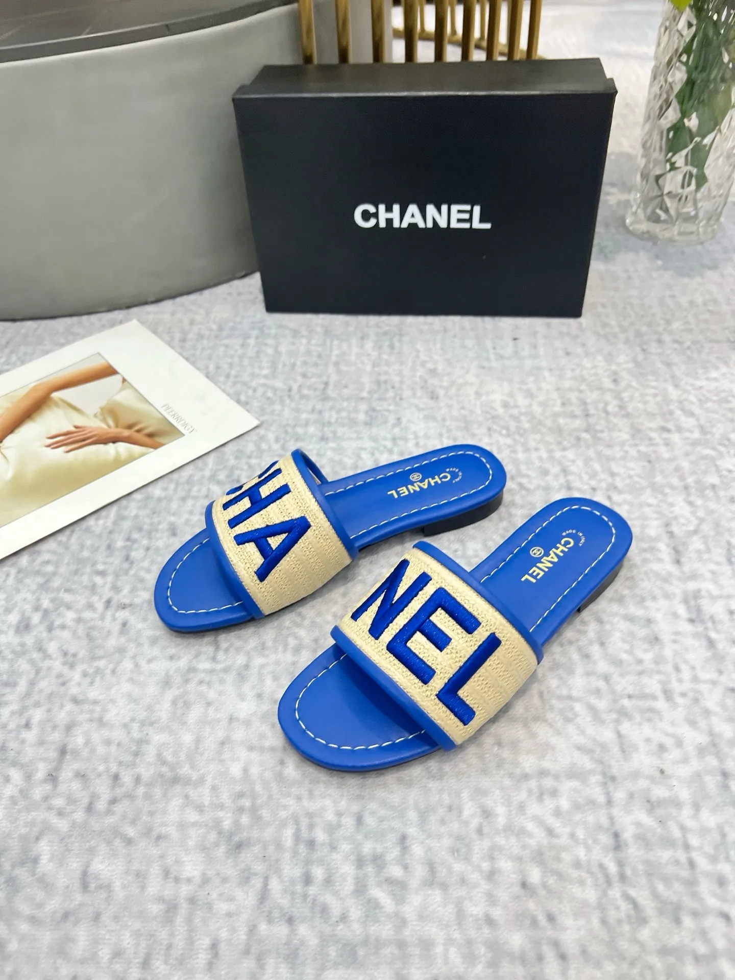 💕💕Factory direct selling price p340💕💕 Genuine leather sole +30 CHANEL, the upper uses three-dimensional electric embroidery technology, the upper foot is comfortable, soft and breathable, must-have size 35-43, leather sole +30